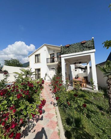 Günlük kirayə evlər: 300 kv. m, 5 otaqlı, Artezian quyusu, Kanalizasiya, Telefon — 18