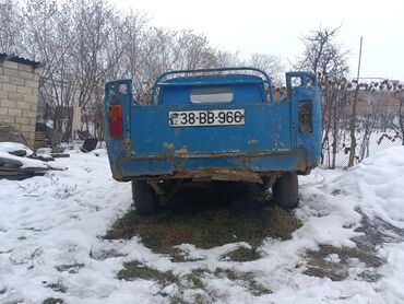 Yük maşınları: Məhsul: Köhnə tip kiçik yük pikapı (mavi rəng) 𝖙ə𝖈𝖎𝖑𝖎 𝖘𝖆𝖙ı𝖑ı𝖗 Təsvir — 3