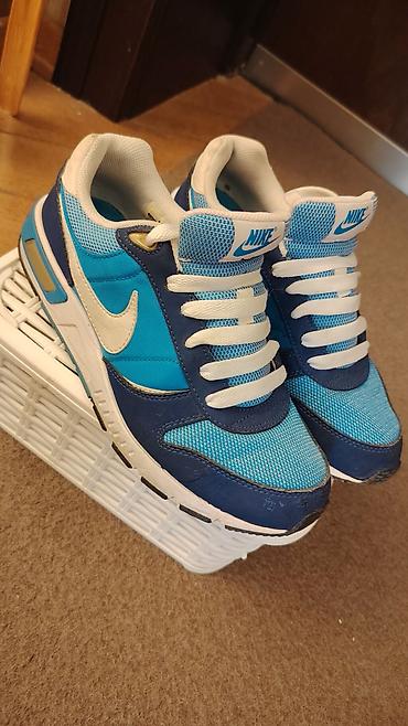 Kişi ayaqqabıları: Nike kişi idman ayaqqabısı – orijinaldır 
39 razmer — 1