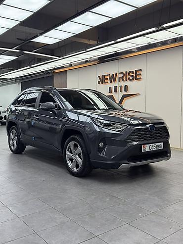 gen 2: Toyota RAV4: 2020 г., 2.5 л, Вариатор, Гибрид, Кроссовер — 1