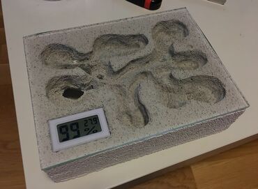 Heyvanlar üçün digər mallar: Hər ölçüdə hər dizaynda qarışqa yuvaları yığılır səliqəli və təmiz — 20