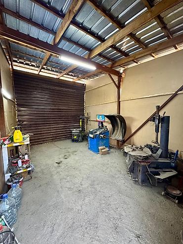 Аренда другой коммерческой недвижимости: Продаю или меняю на авто с доплатой мне Действующий шиномонтажный — 1