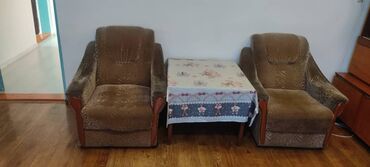 двухспальная мебель: Угловой диван, цвет - Коричневый, Б/у