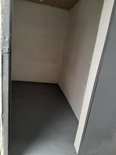 дом без хазайин ак босого: 20 м², 1 комната, Подвал, погреб, Забор, огорожен