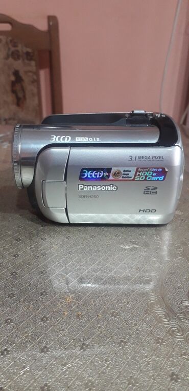 Video kamere: Panasonic SDR-H80 video kamera sa 3CCD sistemom i LEICA Dicomar — 8