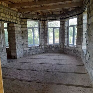 Həyət evləri və villaların satışı: 3 otaqlı, 130 kv. m, Kredit yoxdur, Təmirsiz — 5