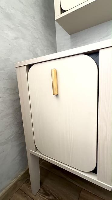 stol ev ucun: Minimalist iş masası və üst divar rəfi dəsti - Rəng: açıq bej (ağac — 2