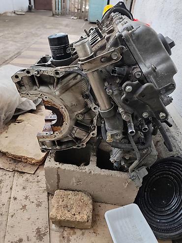 Двигатели, моторы и ГБЦ: Двигатель внутреннего сгорания(6v цилиндровый, бензиновый) — 2