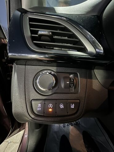 Chevrolet: Chevrolet Spark: 2018 г., 1 л, Автомат, Бензин, Хэтчбэк — 14