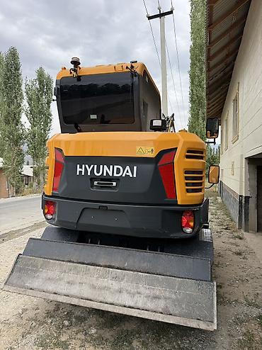 мотоблок матор: Экскаватор, Hyundai, 2026 г., Колесный — 4