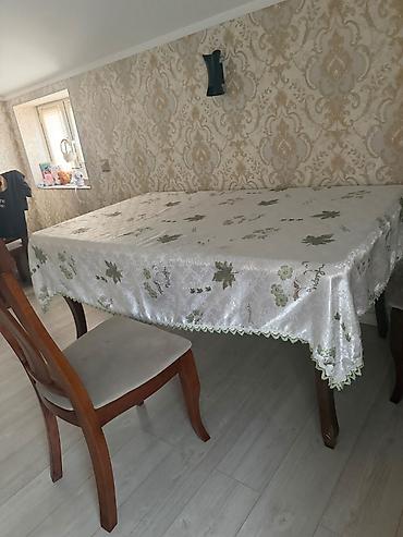 ara kesmeler: Qonaq otağı üçün, İşlənmiş, Açılan, Dördbucaq masa, 6 stul — 2