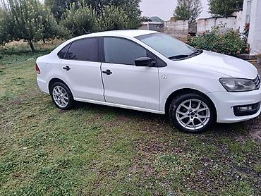 Volkswagen: Volkswagen Polo: 2018 г., Механика, Седан — 3