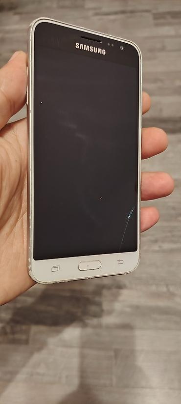 Samsung Galaxy J2 2016, 8 GB, rəng - Ağ, İki sim kartlı