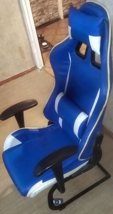 Игровые кресла: Игровое кресло, Б/у, Без колесиков, Экокожа