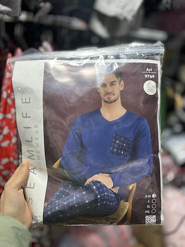 Домашние костюмы: Мужская пижама Во всех размерах Турция Стоимость:0-2000 сом Адрес — 19