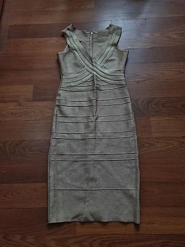 Herve Leger elegantna haljina
M velicina