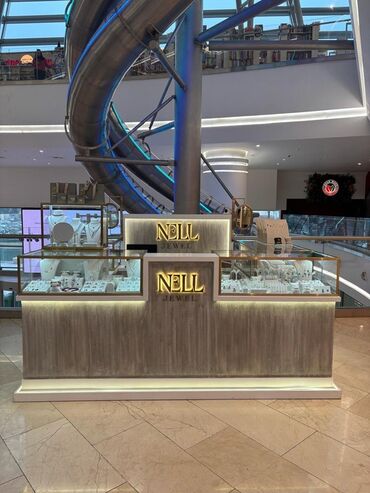hazır mağaza vitrinleri: Dəniz Mall-da Dəyərinden qat-qat aşağı olan hazır biznes satılır