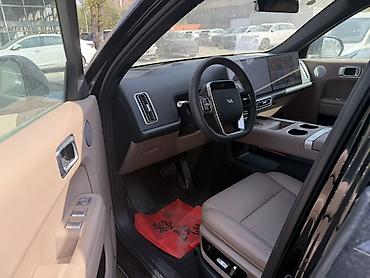 byd leopard 3: Lixiang L7: 2025 г., Автомат, Гибрид, Кроссовер — 5