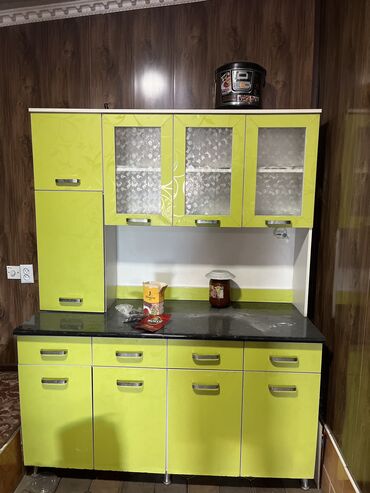 кухинный мебель: Кухонный гарнитур, Шкаф, цвет - Зеленый, Б/у