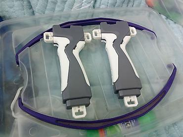 Игрушки: Продаю Блэйблэйды 8штук вместе с коробкой цена:1500сом срочно нужны — 8