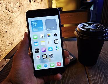 Apple iPhone: IPhone 7 Plus, Б/у, 32 ГБ, Черный, Чехол, Защитное стекло, 100 % — 3