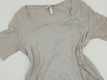 T-shirts: T-shirt, H&M, S (EU 36), condition - Good