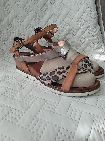puma disk patike prodaja: Zenske sandale, vrlo lep model sve koza spolja i unutra. Broj je38 — 3