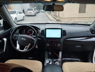 Kia: Kia Sorento: 2.2 l | 2009 il Sedan — 5