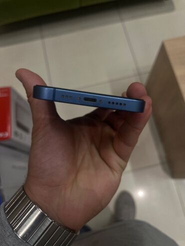 Apple iPhone: IPhone 13, 128 GB, Göy, Zəmanət, Simsiz şarj, Face ID — 10