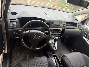 версио: Toyota Corolla Verso: 2003 г., 1.8 л, Автомат, Бензин, Универсал — 6