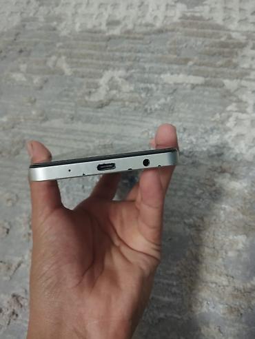 poco телефон цена: Poco C71, Б/у, 128 ГБ, цвет - Белый — 4