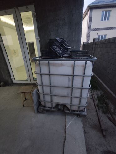 ящик для бутылок: Еврокуб Өзү алып кетүү