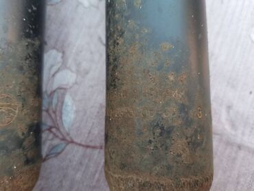 Auto delovi: Amortizeri zadnji Lada 7 Riva, Lada Niva broj 1. Polovno. očuvano — 5