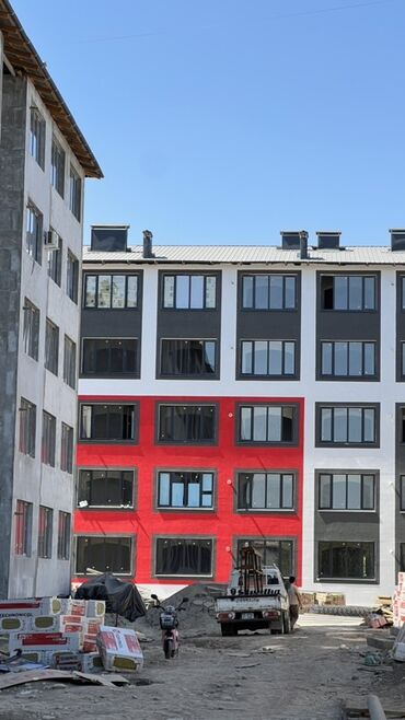 каинды квартира: 3 комнаты, 88 м², 5 этаж, ПСО (под самоотделку)