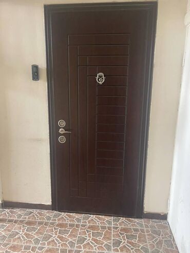 Uzunmüddətli kirayə mənzillər: Yasamal rayonu, Mətbuat prospekti, BDU-nun yaxınlığında, 9 mərtəbəli — 12