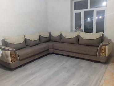 Kunc divan. 500man. Ela veziyyetdedi.Acilir.Bazalidi.Firma lalafo.az -da Kunc divan. 500man. Ela veziyyetdedi.Acilir.Bazalidi.Firma