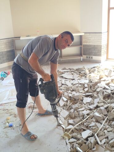 fehle is: İnşaatda geniş istifadə olunan qazma çəkic, beton, daş və digər sərt
