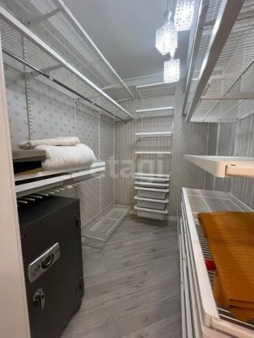 Долгосрочная аренда квартир: 4 комнаты — 17