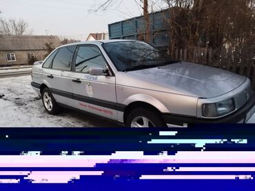 Volkswagen: Volkswagen Passat: 1989 г., 1.8 л, Механика, Бензин, Седан