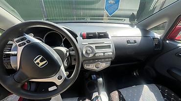 двухдверные машины недорогие: Honda Jazz: 2007 г., 1.3 л, Вариатор, Бензин, Хэтчбэк — 3