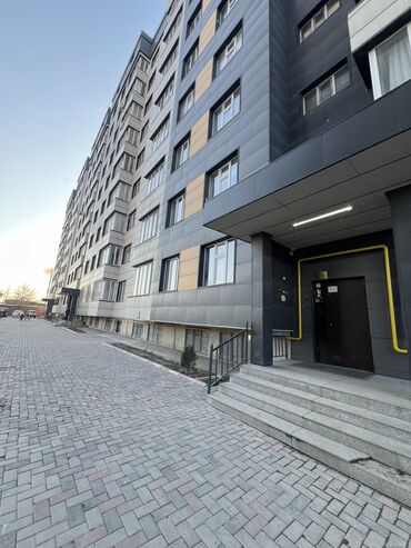 продажа 3 х комнатной квартиры: 3 комнаты, 64 м², Элитка, 3 этаж, ПСО (под самоотделку)