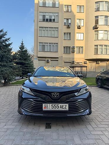 corolla 2004: Toyota Camry: 2018 г., 2.5 л, Бензин, Седан — 1