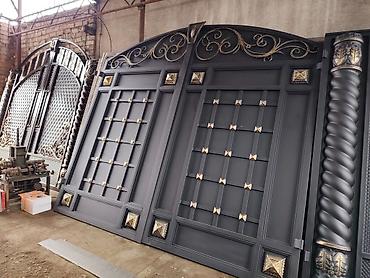 Распашные ворота: Металлические распашные ворота с калиткой (модульные панели) - — 46