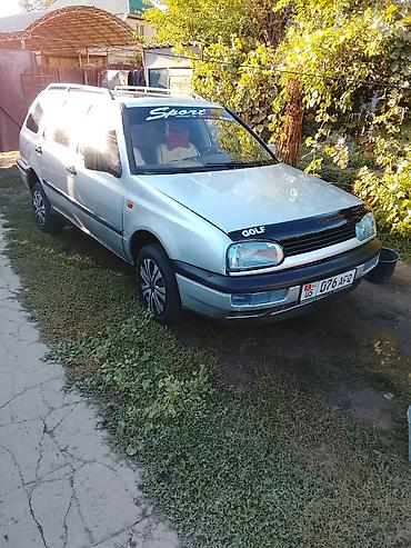 Volkswagen Golf Variant: 1994 г., 1.8 л, Механика, Бензин, Универсал at lalafo.kg Volkswagen Golf Variant: 1994 г., 1.8 л, Механика, Бензин, Универсал