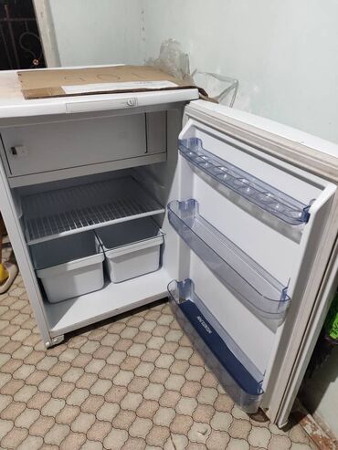 ремонт холодильников на дому: Муздаткыч Biryusa, Колдонулган, Кичи муздаткыч
