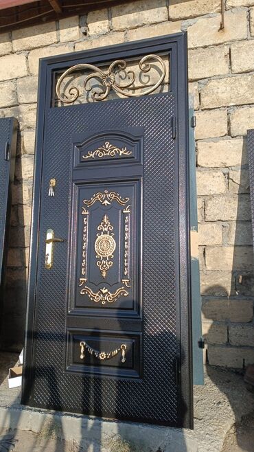 Giriş qapıları: Mənzil üçün Yeni Giriş qapısı Zamok ilə, Zəmanətli, Ödənişli quraşdırma, Ödənişli çatdırılma, Rayonlara çatdırılma, Ünvandan götürmə — 12