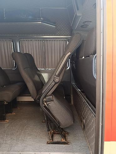 домик авто: Mercedes-Benz Спринтер: 1999 г., 2.9 л, Механика, Дизель, Бус — 6