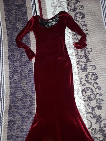 красное платье: Вечернее платье, S (EU 36)
