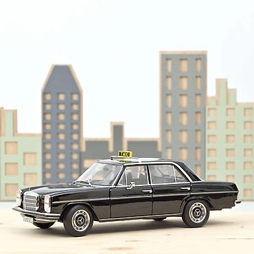 12 000: 🚕 Mercedes-Benz 200 1968 – Taxi Black – Die Cast Norev Norev — 1