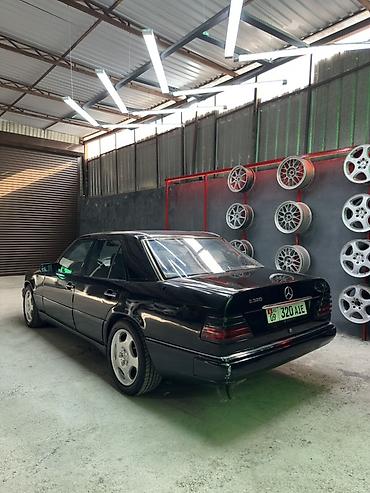 124 купе: Mercedes-Benz W124: 1993 г., 3.2 л, Механика, Бензин, Седан — 5